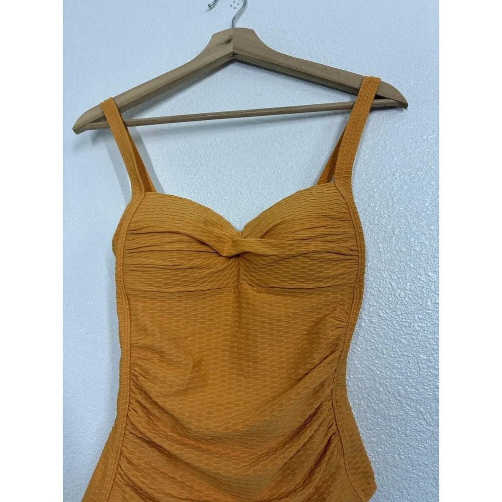 Nip Tuck Swim One Piece Swimsuit Womens 4 Orange Textured Ruched Tank Padded